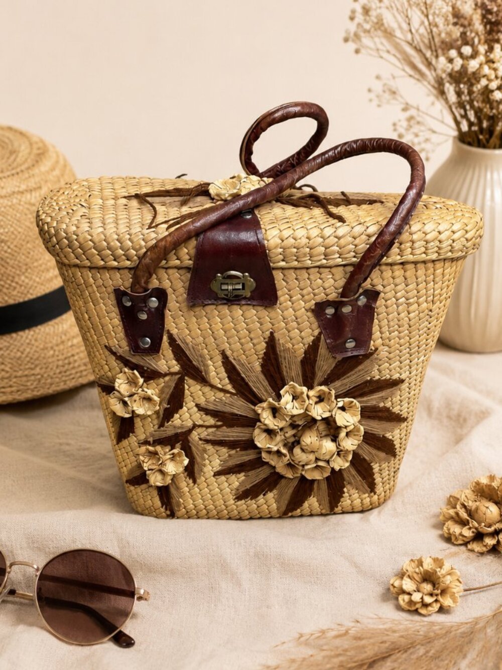 Vintage Woven Straw Basket Purse Floral Raffia Picnic Cottagecore Bag - Picture 1 of 7